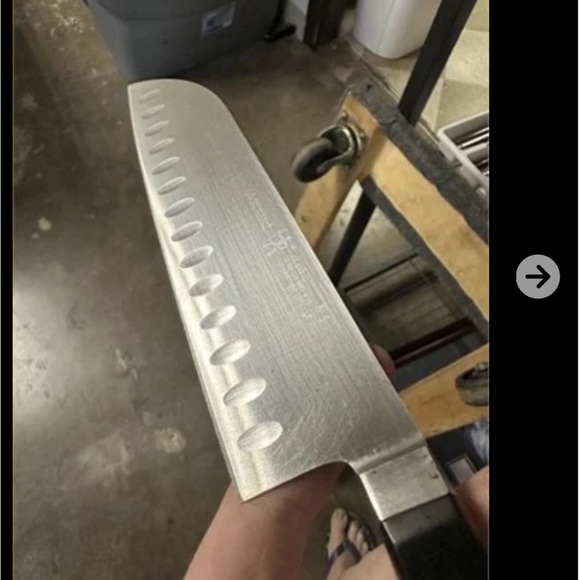 Henckles Knife Set 9 knives, scissors & Block - Picture 3 of 4